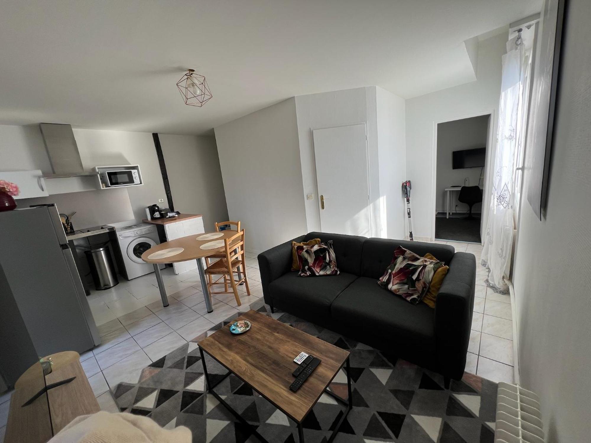 Appartement Chaleureux Pour Un Sejour Confortable 布雷斯地区布尔格 外观 照片